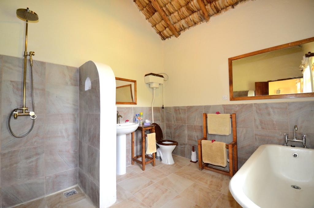 Arusha Safari Lodge Exterior photo