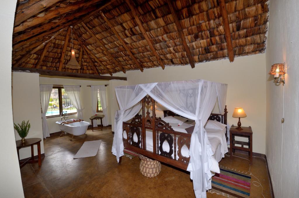Arusha Safari Lodge Exterior photo