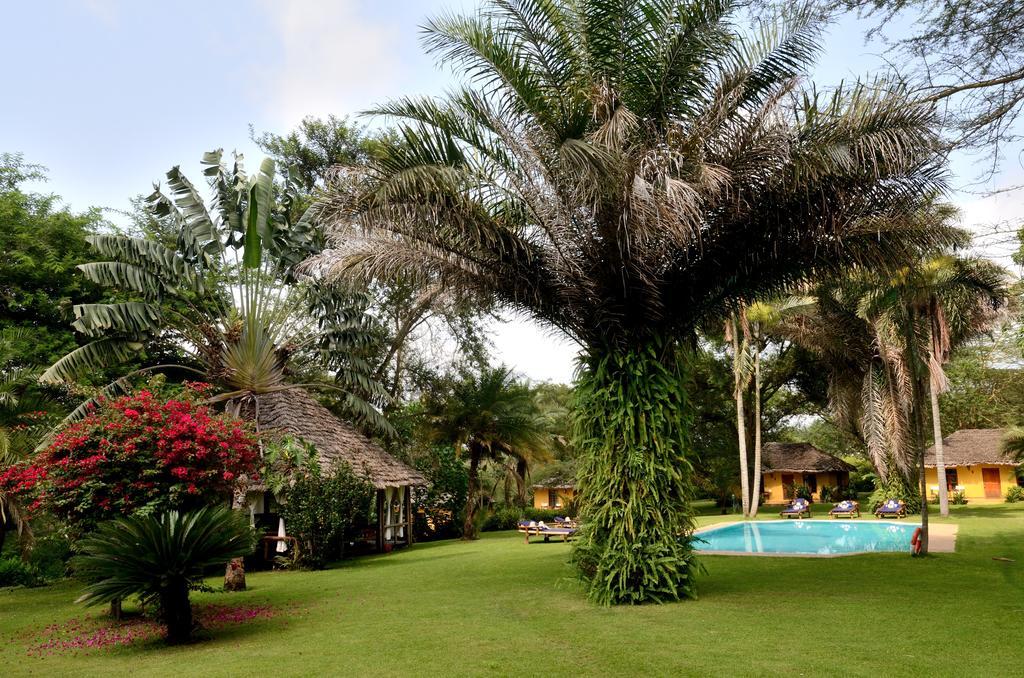 Arusha Safari Lodge Exterior photo